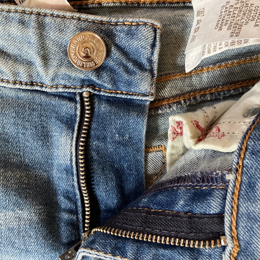 True Religion Womens Jennie Curvy Mid Rise Skinny Jean Size 28/6 nice condition - Picture 10 of 17